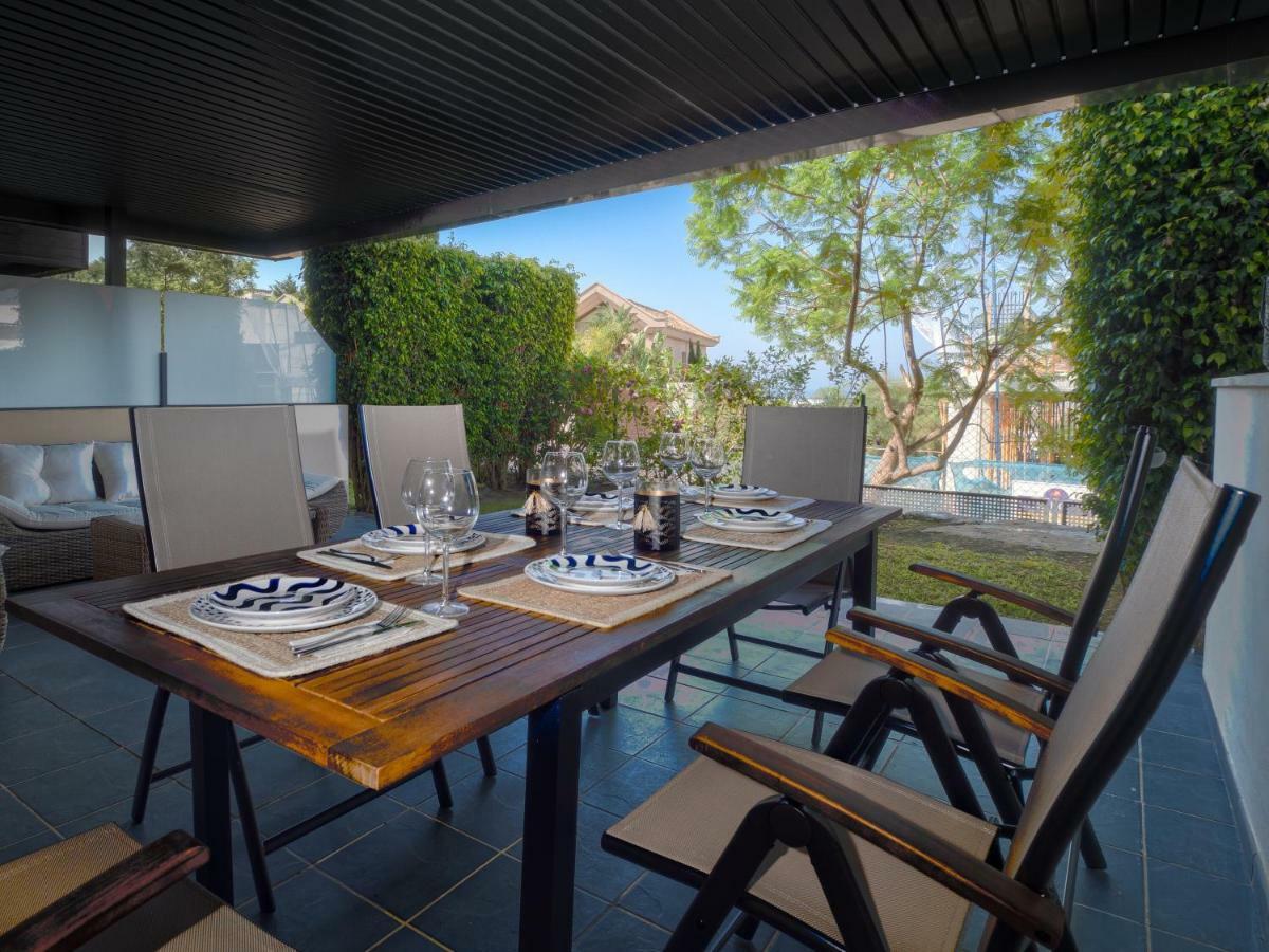 Amazing Two Bedroom Apartment In Los Flamingos, Marbella Estepona Eksteriør billede